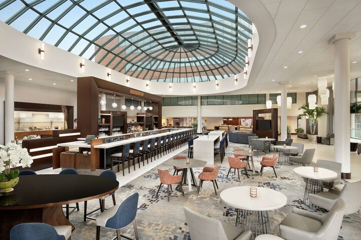 Hotel Lounge